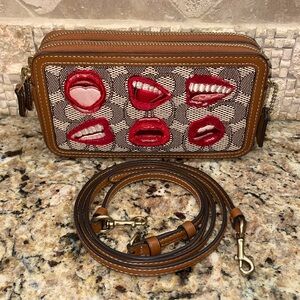 COACH X TOM WESSELMANN LIPS KIRA CROSSBODY/CLUTCH